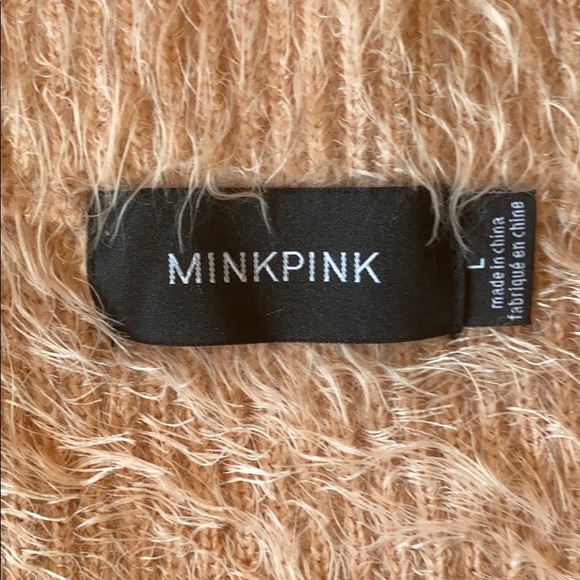 🔥MINKPINK Off the shoulder eyelash sweater - Picture 4 of 4